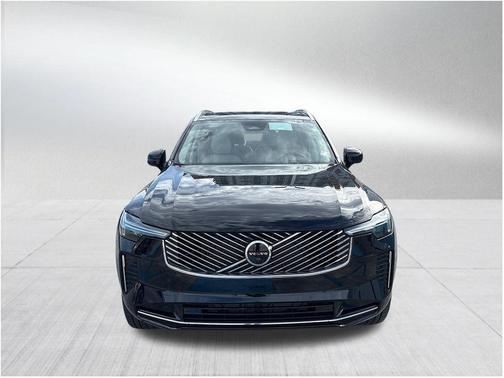 2026 Volvo XC90 B6 Ultra Dark Theme 6-Seater