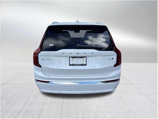 2026 Volvo XC90 B6 Ultra 7-Seater