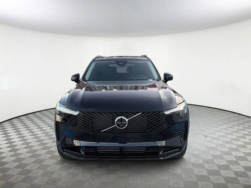 2026 Volvo XC90 Plug-In Hybrid T8 Ultra Dark Theme 7-Seater