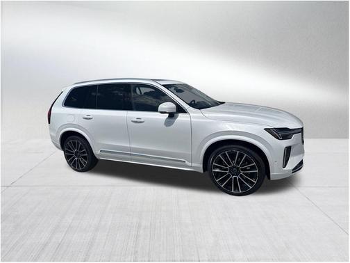 2025 Volvo XC90 B6 Ultra