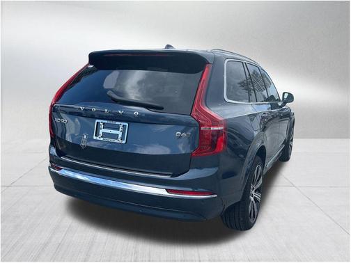 2025 Volvo XC90 B6 Plus 7-Seater
