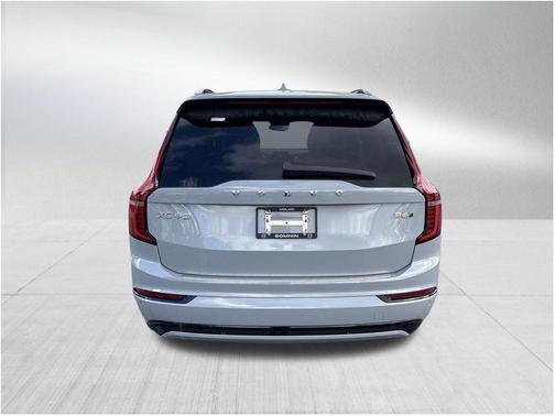 2026 Volvo XC90 B6 Ultra Dark Theme 6-Seater