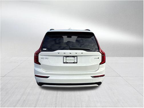 Crystal White Pearl 2026 Volvo XC90 B6 Ultra Dark Theme 7-Seater