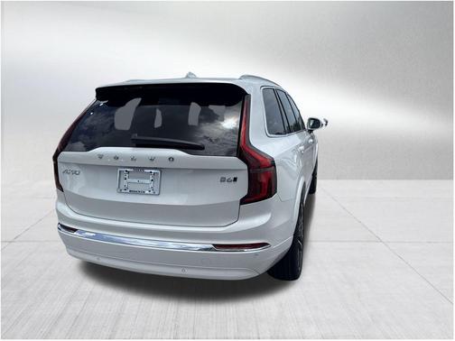 2026 Volvo XC90 B6 ULTRA