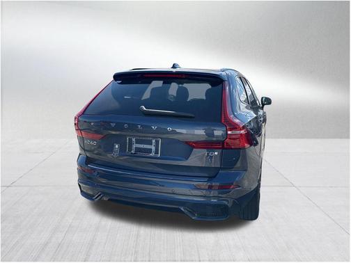2025 Volvo XC60 Plug-In Hybrid T8 Ultra