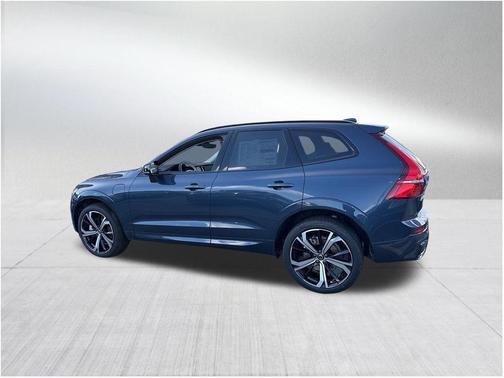 2025 Volvo XC60 Plug-In Hybrid T8 Ultra