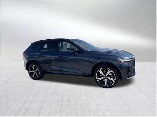 2025 Volvo XC60 Plug-In Hybrid T8 Ultra