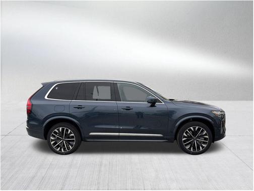 2026 Volvo XC90 Plug-In Hybrid T8 Plus 7-Seater