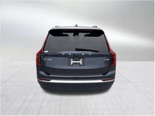 2026 Volvo XC90 Plug-In Hybrid T8 Plus 7-Seater