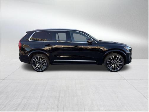 2026 Volvo XC90 B6 Plus 6-Seater