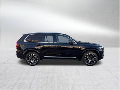 2026 Volvo XC90 B6 Plus 6-Seater