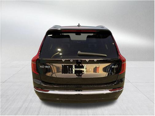 2026 Volvo XC90 B6 Ultra 7-Seater