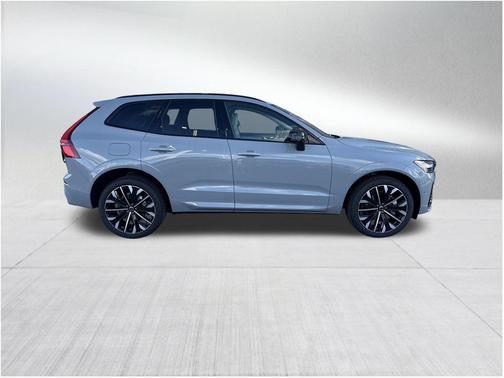 2026 Volvo XC60 Plug-In Hybrid T8 Ultra
