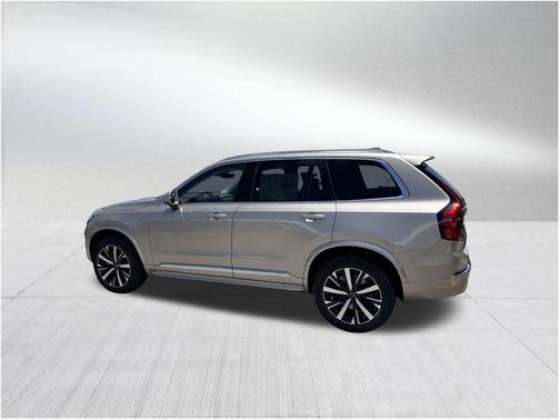 2025 Volvo XC90 B6 Core