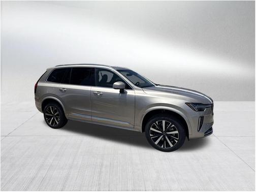2025 Volvo XC90 B6 Core