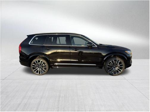 2026 Volvo XC90 B5 Plus 7-Seater