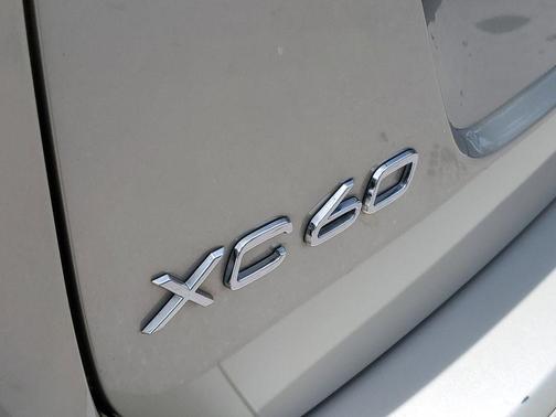 2017 Volvo XC60 T5 Inscription
