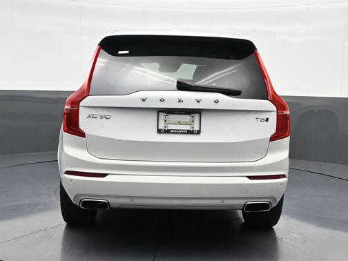 2020 Volvo XC90 T5 Momentum 7 Passenger