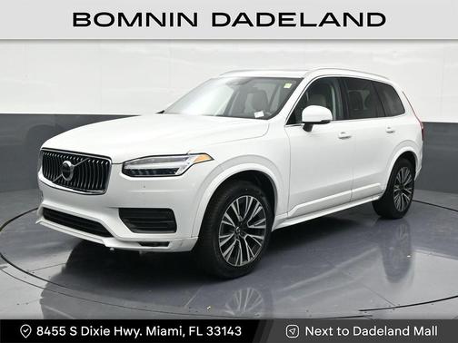 2020 Volvo XC90 T5 Momentum 7 Passenger
