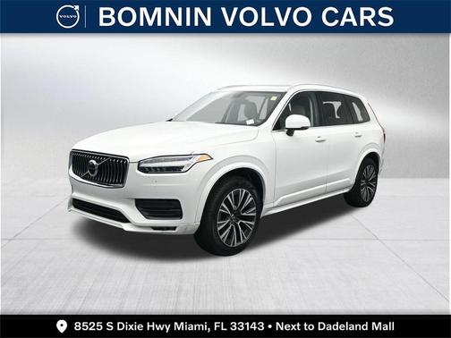 2020 Volvo XC90 T5 Momentum 7 Passenger
