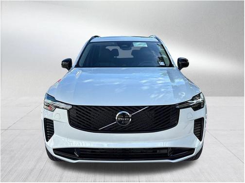 2026 Volvo XC90 B6 Ultra Dark Theme 7-Seater