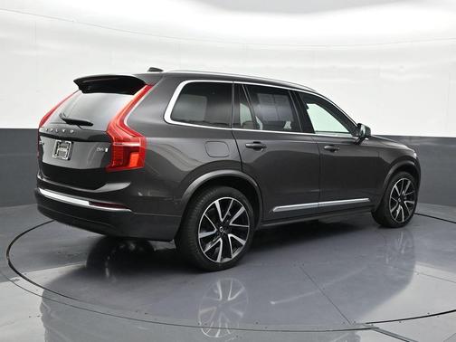 2023 Volvo XC90 B6 Plus 6-Seater