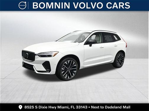 Crystal White 2026 Volvo XC60 B5 Ultra
