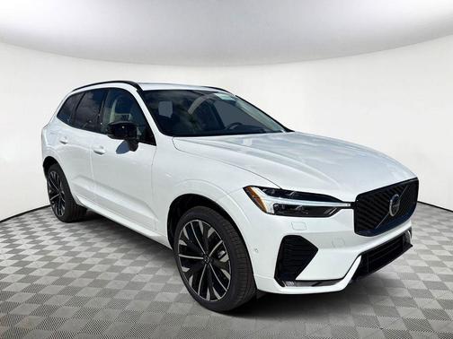 2026 Volvo XC60 B5 Ultra