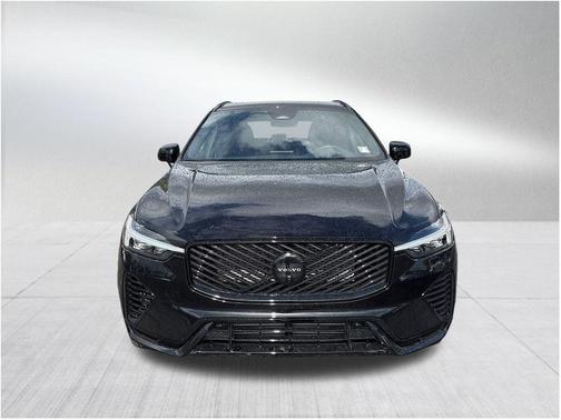 2026 Volvo XC60 Plug-In Hybrid T8 Ultra Black Edition