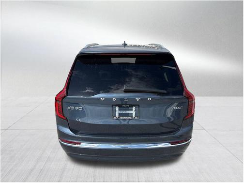2026 Volvo XC90 B6 Ultra 7-Seater