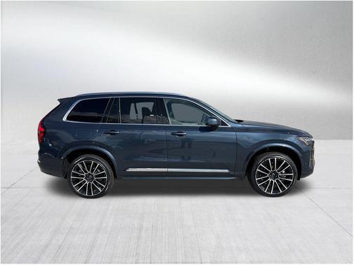2026 Volvo XC90 B6 Ultra 7-Seater