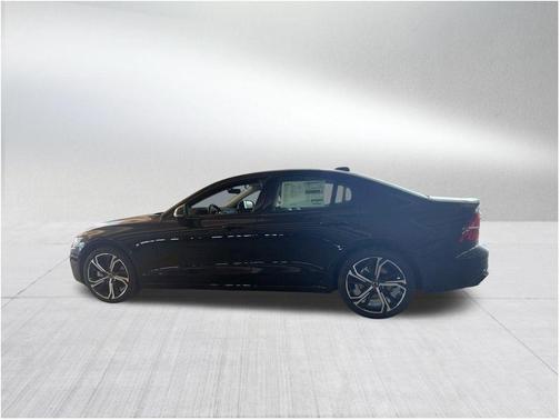 2025 Volvo S60 B5 Plus