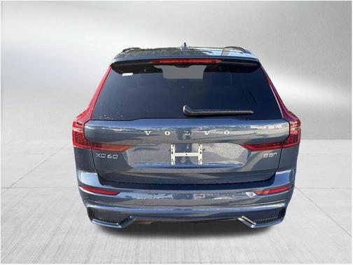 2026 Volvo XC60 B5 Core