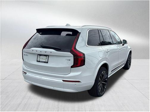 2026 Volvo XC90 Plug-In Hybrid T8 Ultra 7-Seater