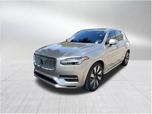 2023 Volvo XC90 Recharge Plug-In Hybrid T8 Ultimate Bright Theme 7-Seater