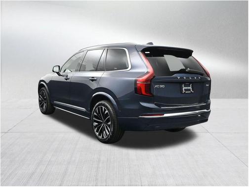 Denim Blue Metallic 2026 Volvo XC90 B6 Plus 7-Seater