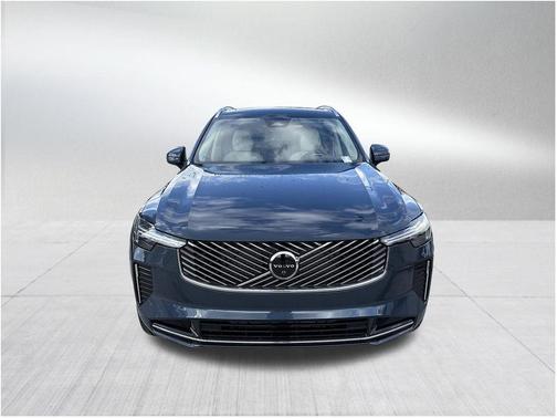 Denim Blue Metallic 2026 Volvo XC90 B6 Ultra 7-Seater