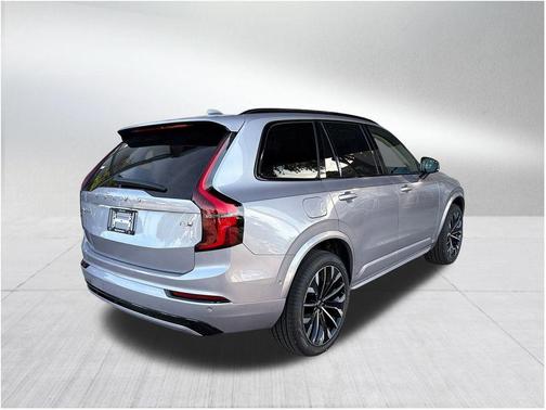 2026 Volvo XC90 Plug-In Hybrid T8 Ultra 7-Seater