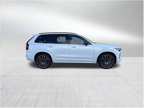 2026 Volvo XC90 B6 Ultra Dark Theme 7-Seater