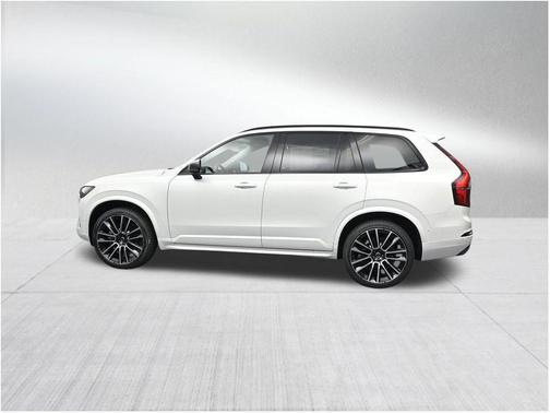Crystal White Pearl 2026 Volvo XC90 B6 Ultra Dark Theme 7-Seater