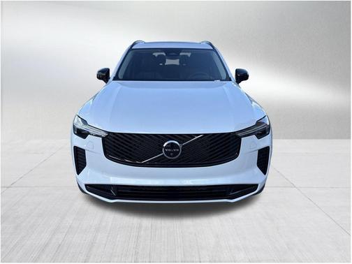 2026 Volvo XC90 B6 Ultra Dark Theme 7-Seater