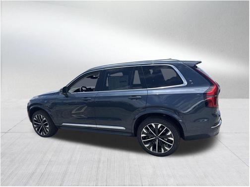 2026 Volvo XC90 B5 Core
