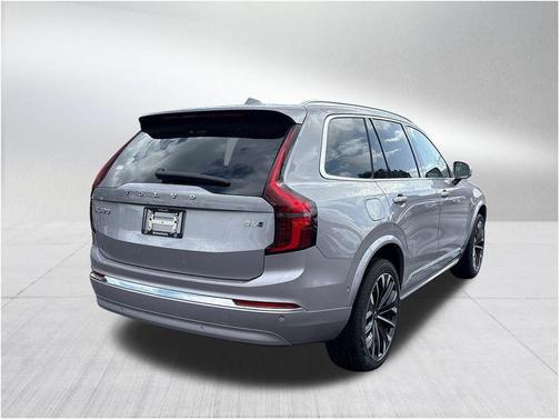 2026 Volvo XC90 B6 Ultra 6-Seater
