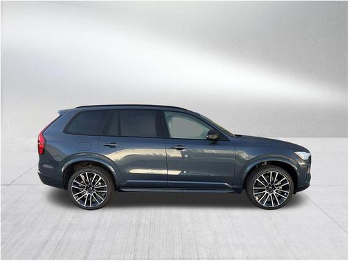 2026 Volvo XC90 B6 Ultra 7-Seater