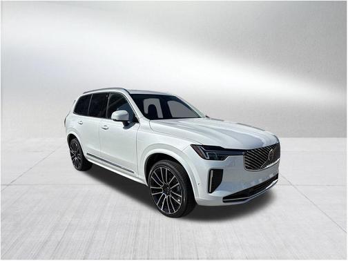 2026 Volvo XC90 B5 Plus 7-Seater