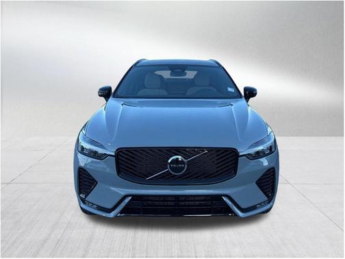 2026 Volvo XC60 B5 Core