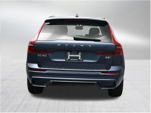 Denim Blue Metallic 2026 Volvo XC60 B5 Ultra