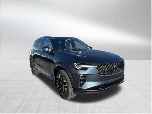 2026 Volvo XC90 B6 Ultra 7-Seater