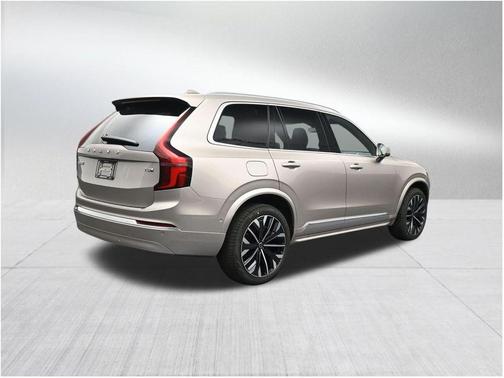 Bright 2026 Volvo XC90 Plug-In Hybrid T8 Plus 7-Seater