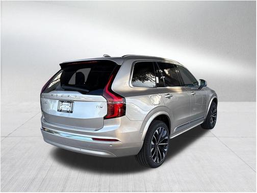 Bright 2026 Volvo XC90 Plug-In Hybrid T8 Plus 7-Seater